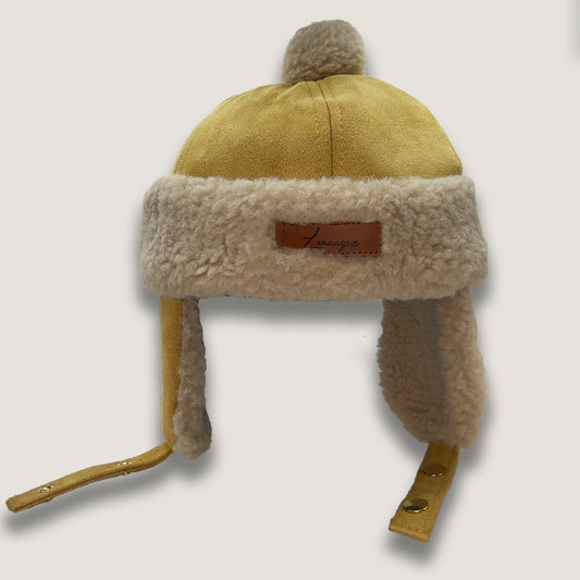 Gorro ruso con chiporro para niños mostaza